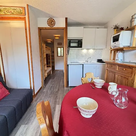 شقة Avec Balcon Au Calme Et Vue Sur Montagne, Parking Prive - Fr-1-505-101 نوتر دام دو بيلكومبيه
